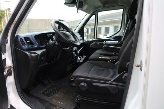Varebil IVECO 35s18 3,0d Wb4100 Aut.
