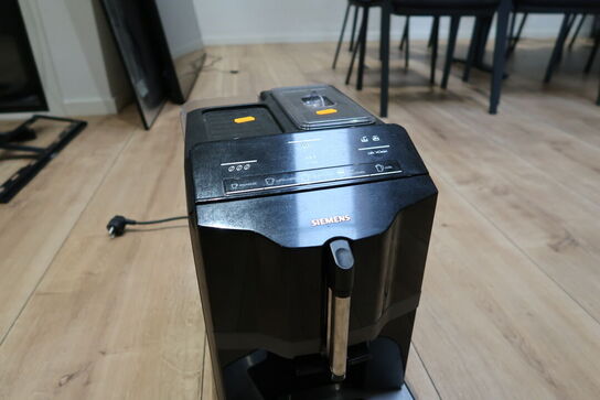 Espressomaskine SIEMENS EQ.3 S100