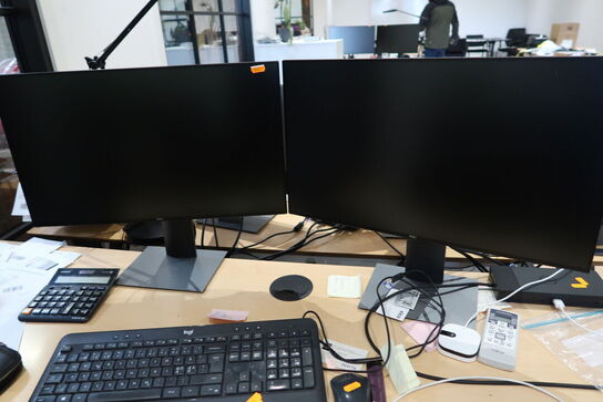 2 stk. computerskærme DELL U2419H, tastatur, mus, dockingstation DELL