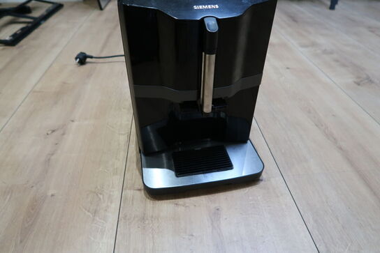 Espressomaskine SIEMENS EQ.3 S100