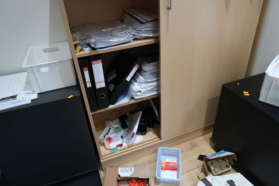 2 stk. skuffemoduler samt skab uden indhold