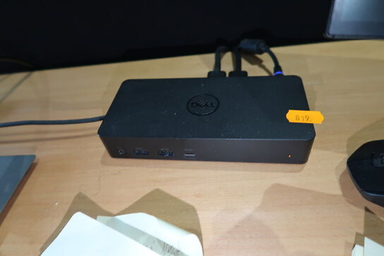 2 stk. computerskærme DELL U2419H, 2 stk. mus samt dockingstation DELL D6000