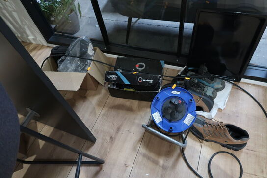 Kabeltromle, div. Sikkerhedssko m.m.