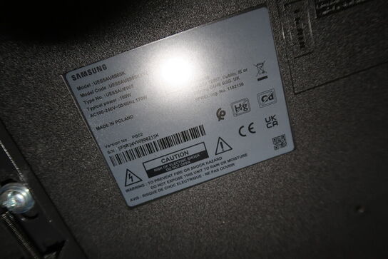 Fjernsyn SAMSUNG UE65AU6905K med fjernbetjening