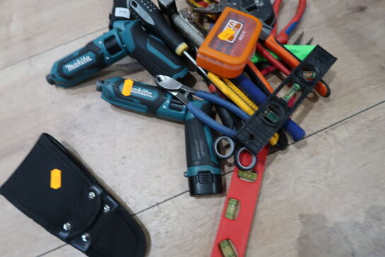 Akku håndværktøj MAKITA TD022D samt div. Værktøj