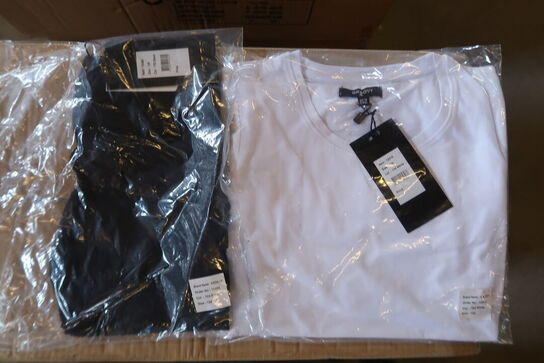 Ca. 100 dele Grovy T-Shrits & leggings