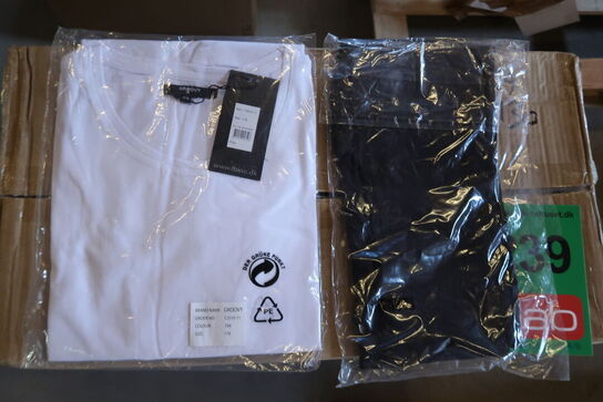 Ca. 130 dele Grovy T-Shrits & leggings