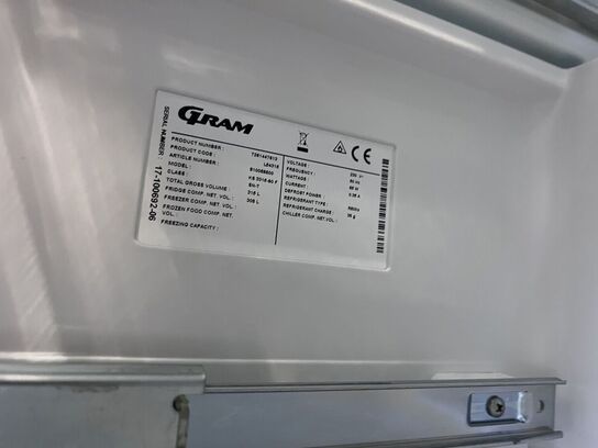 GRAM - Køleskab