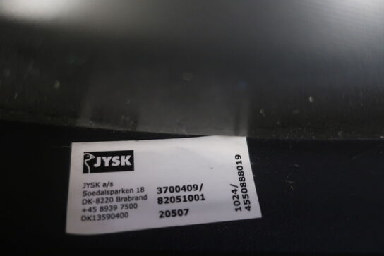 2 stk. cafeborde og 4 stk. stole JYSK 