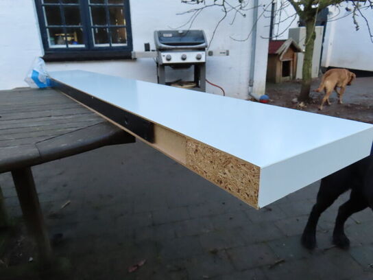 Svævehylde, IKEA LACK