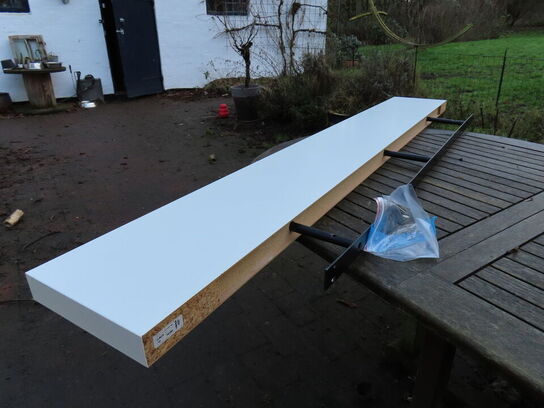 Svævehylde, IKEA LACK