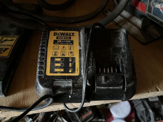 Tapetafdamper WAGNER W14 + Rundsav DEWALT DCS391  kun med lader