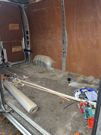 Varebil RENAULT MASTER 2.3 dCi 125 hk