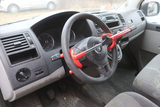 Varebil VOLKSWAGEN TRANSPOTER 2.0 TDI KORT BM 114 HK