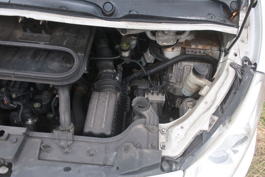 Varebil PEUGEOT EXPERT. 2,0 HDI 163 L1H1 AUT.