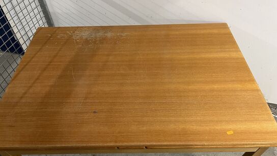 Bord med forlængning 84 x 230 cm