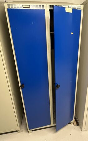 Omklædningsskab 2 rum Blå
