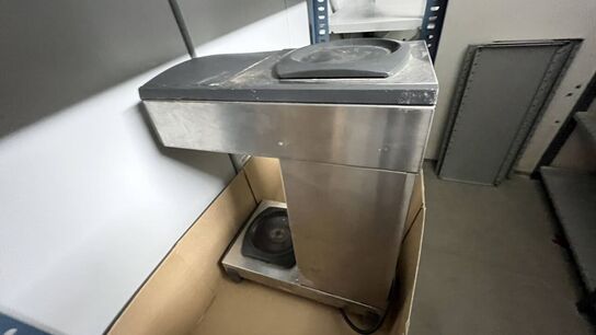 Kaffemaskine BONAMAT med 3 kolber og filtre (Hentes inden 12)