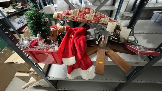 Juletræsfod og div. Juleting -  - Afhentes inden kl. 12