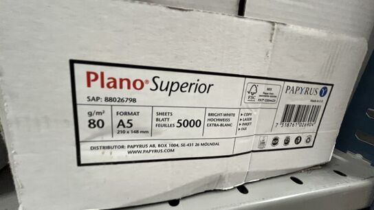 Tøm Reol - inden kl. 12 (1 fag)  konvelutter sagsmapper m.m.