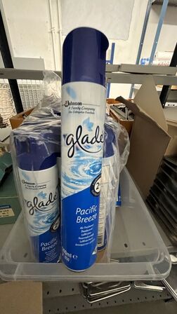 Tøm Reol - inden kl. 12 (2 fag) Termokander, Gastronorm bakker m.m.