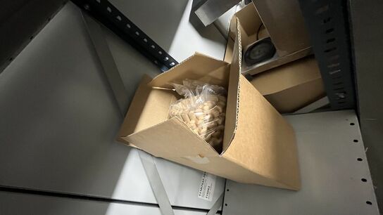 Kaffemaskine BONAMAT med 3 kolber og filtre (Hentes inden 12)