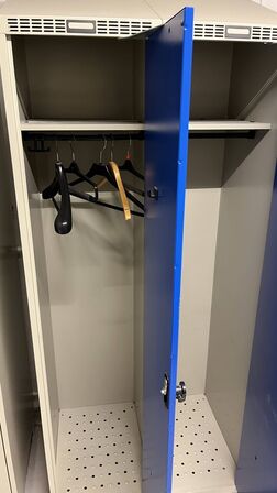 Omklædningsskab 2 rum Blå