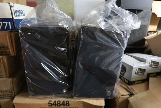 Tøm hele lageret i kælderen