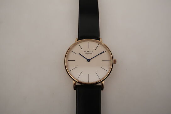 Dameur LARS LARSEN 36 mm.(348P60)