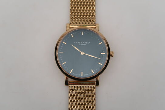 Dameur LARS LARSEN 37 mm.(403P)