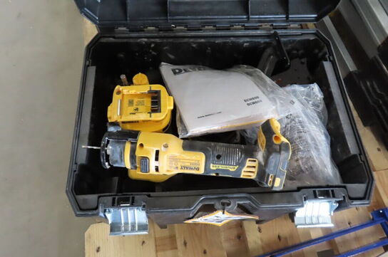 2 stk. Akku-værktøj DEWALT 