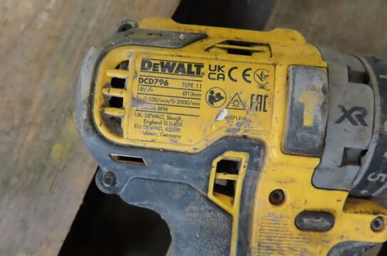 2 stk. Akku-værktøj DEWALT
