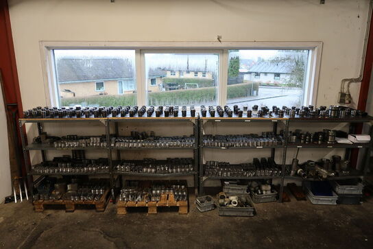 4 stk. reoler med div. Specialværktøj