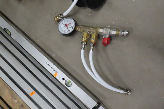 Håndtryksprøvepumpe