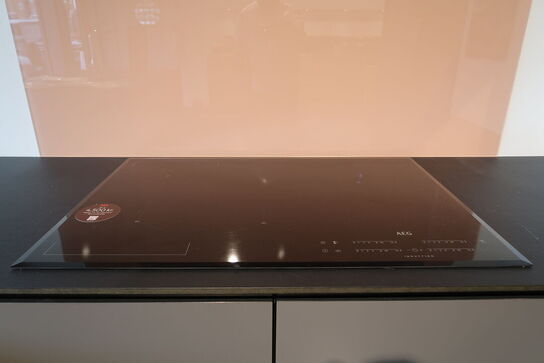 AEG 7000-serien IAE84421FBS induktionskogeplade - FRAGT IKKE MULIGT PÅ DETTE LOT