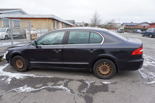 Personbil SKODA Superb 2.0 TDI Aut. (Momsfri)