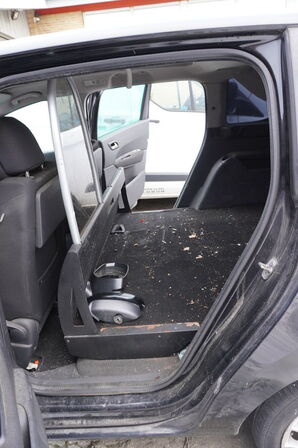 Varebil PEUGEOT 5008 1.6 HDI 112HK ESG (Momsfri)