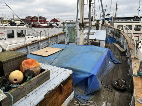 35 fod tidl. fiskefartøj/lystfartøj, ep på eg, 1965, mahogni styrehus