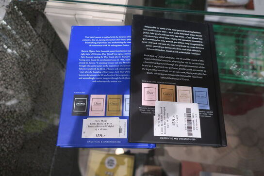 2 stk. Bøger NEW MAGS