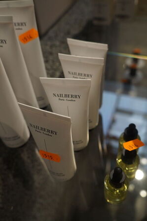 Parti creme NAILBERRY