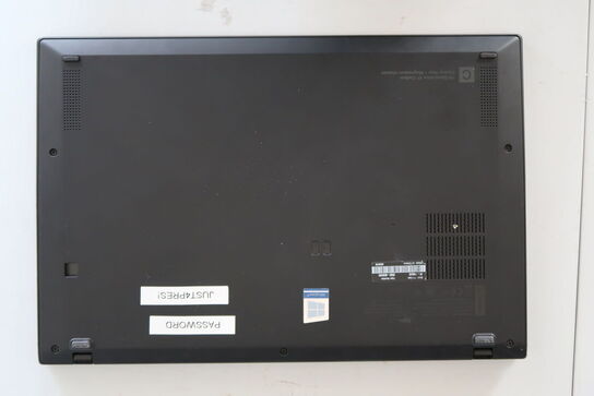 Bærbar computer LENOVO X1 Carbon 7th gen.