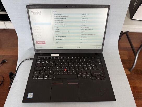 Bærbar computer LENOVO X1 Carbon 7th gen.