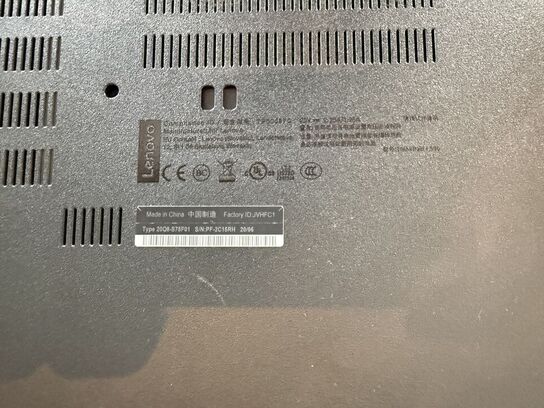 Bærbar computer LENOVO L590