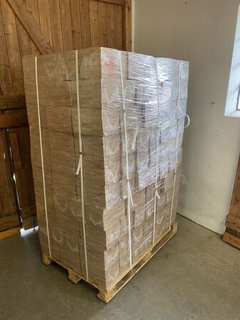 142,17 m2 Massivt eg klodsegulv / Endestavsgulv