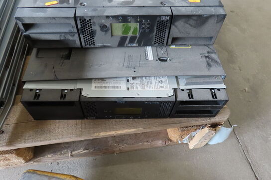 2 stk. UPS IBM (FRAGT IKKE MULIG)