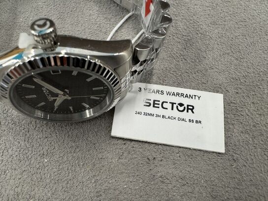 Armbåndsur SECTOR 240 32 MM 3H BLACK DIAL SS BR