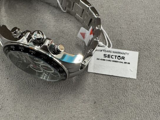 Armbåndsur SECTOR 230 43 MM CHRO GREEN DIAL BR SS