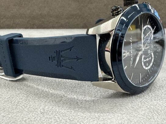 Armbåndsur  MASERATI TRAGURADO 45 MM CHR D GUN DIAL BLK+GUN PU