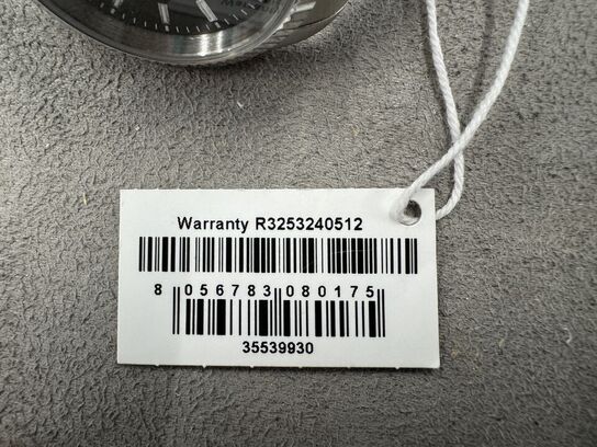 Armbåndsur SECTOR 240 32 MM 3H BLACK DIAL SS BR