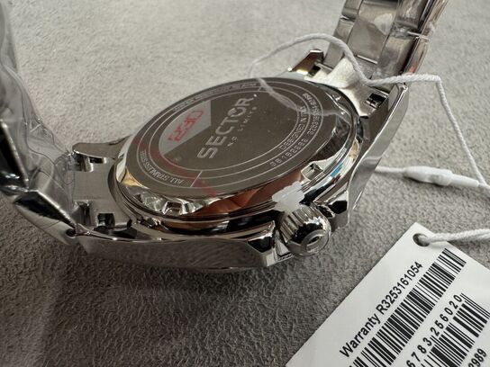 Armbåndsur SECTOR 230 43 MM 3H BLACK DIAL SS BR